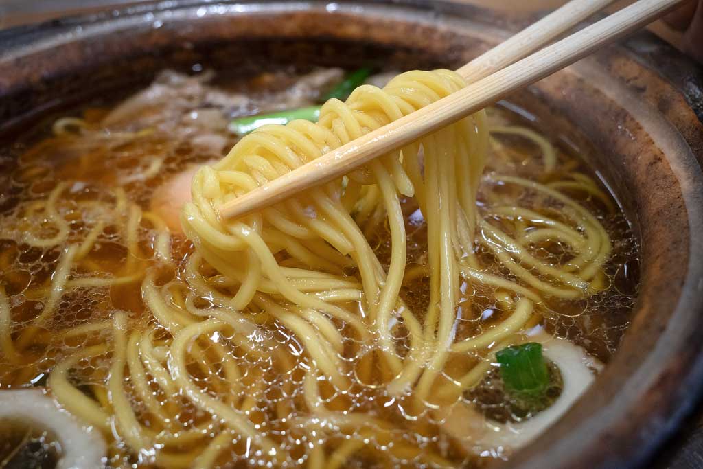 橋本食堂の鍋焼きラーメン