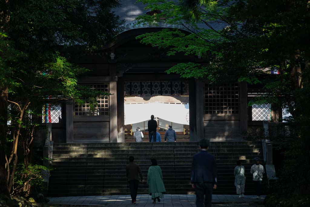 彌彦神社